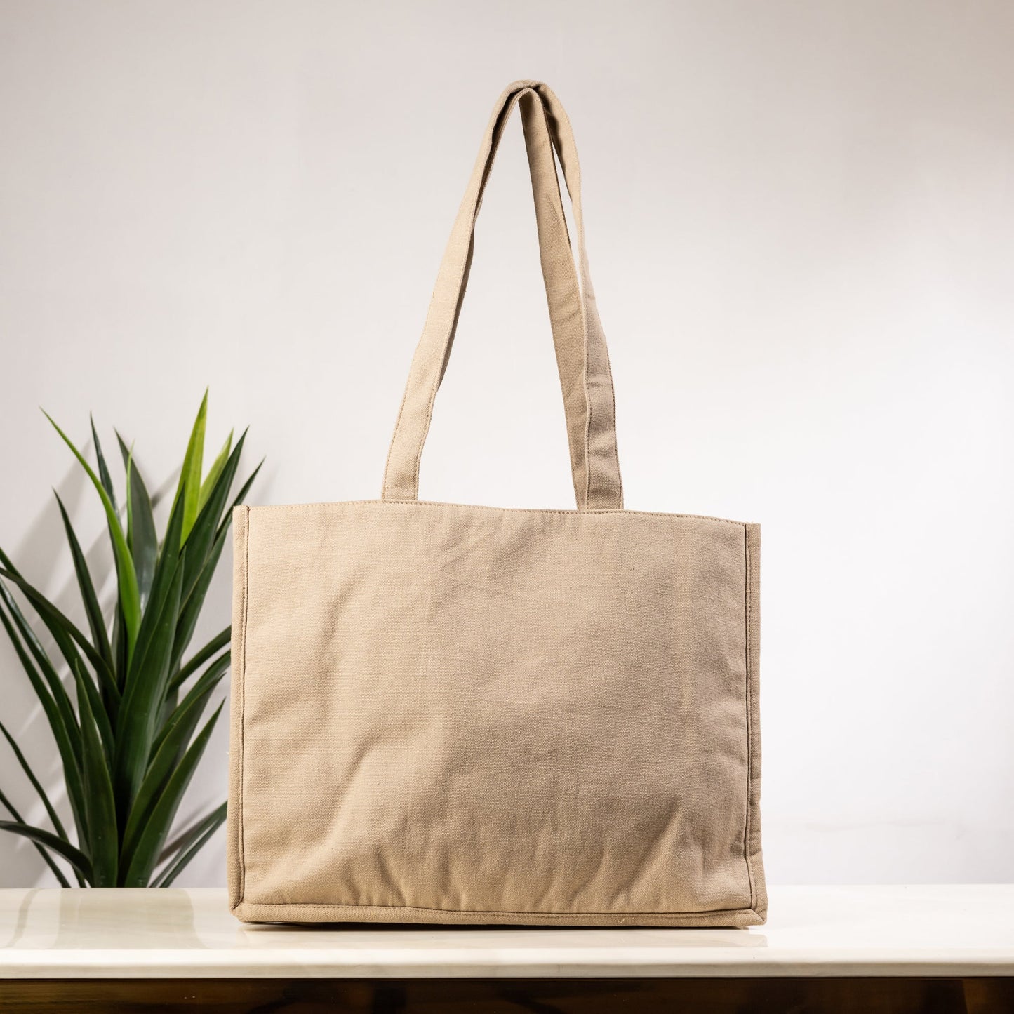 VIVID CHAOS TOTE BAG