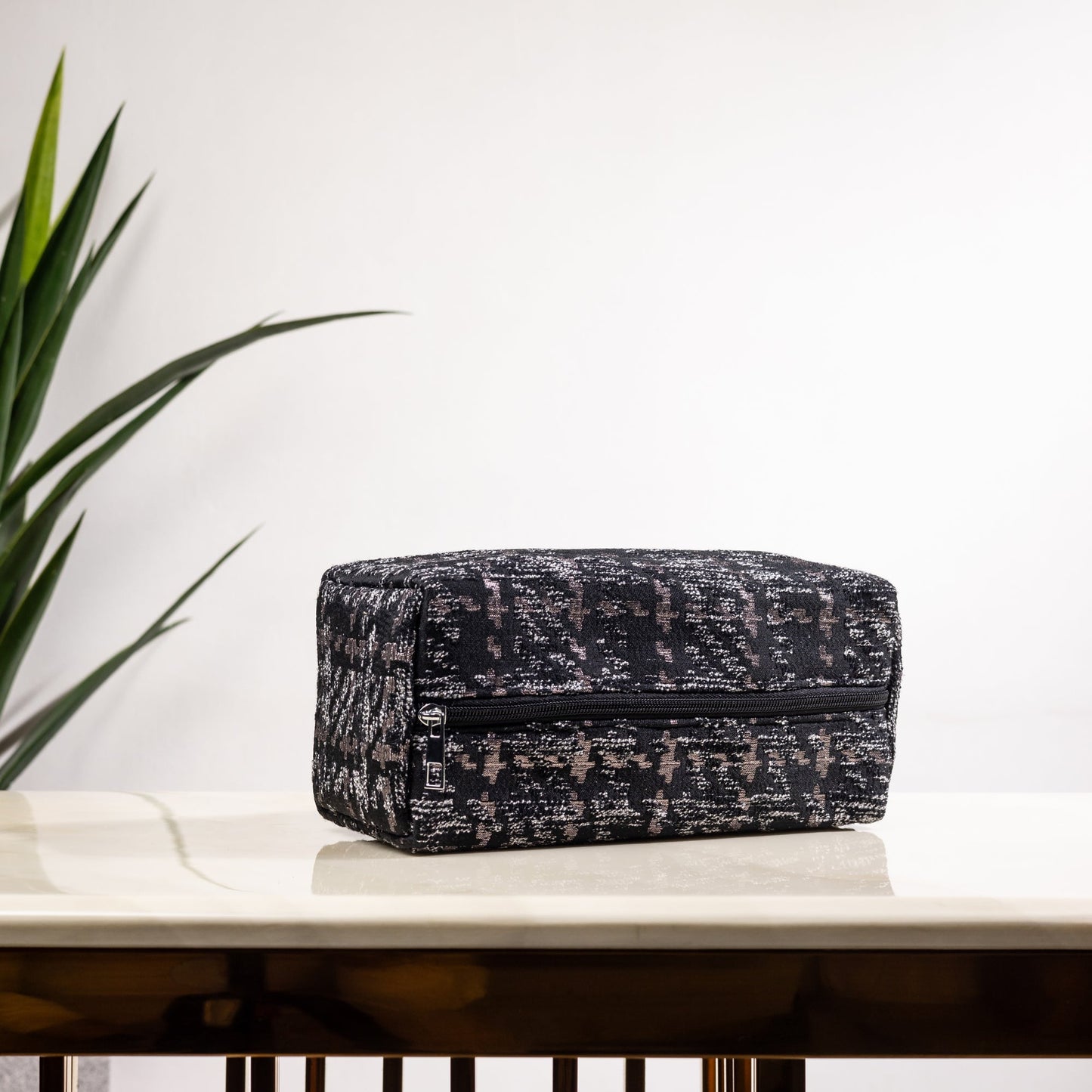 MIDNIGHT GLAMOUR MAKEUP POUCH