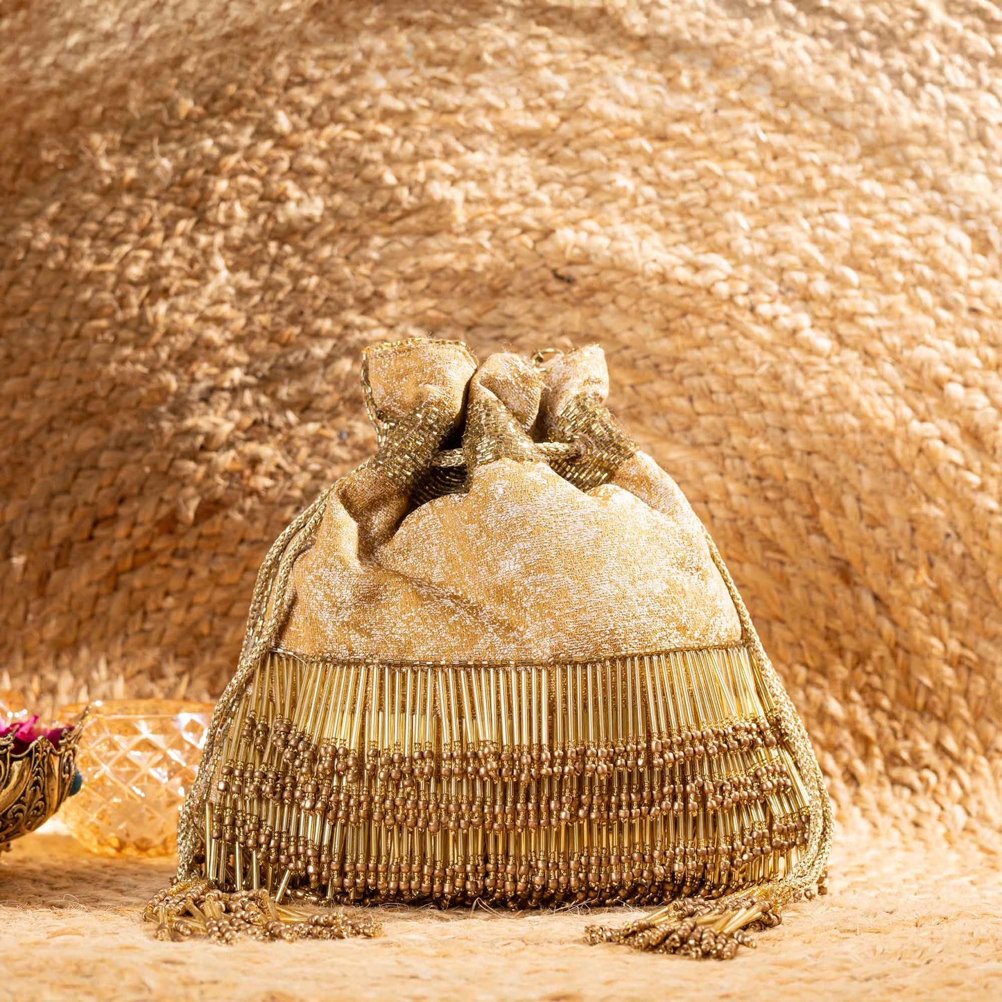 GOLDEN DANGLE DELIGHT