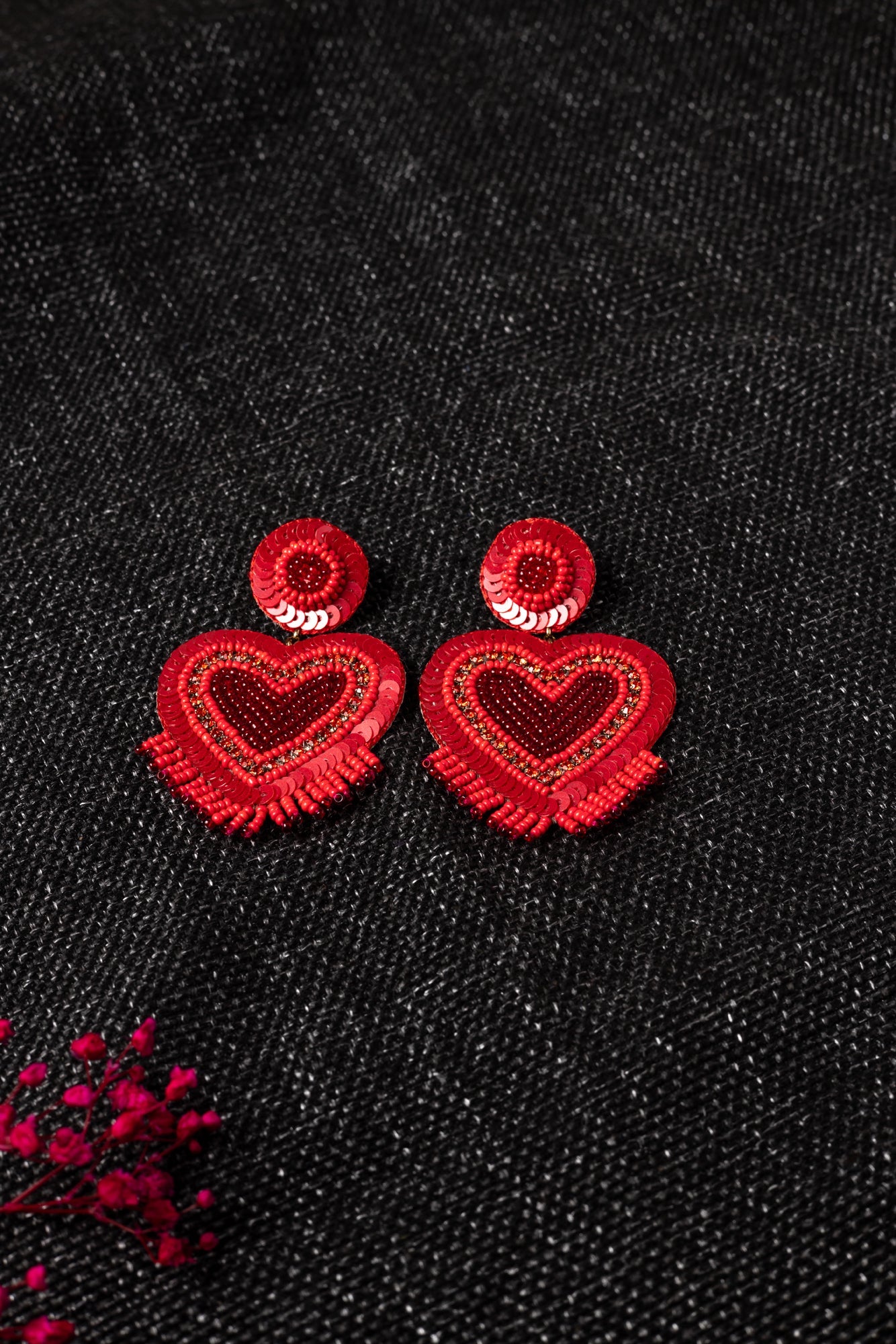 RED CHAOS HEART EARRING