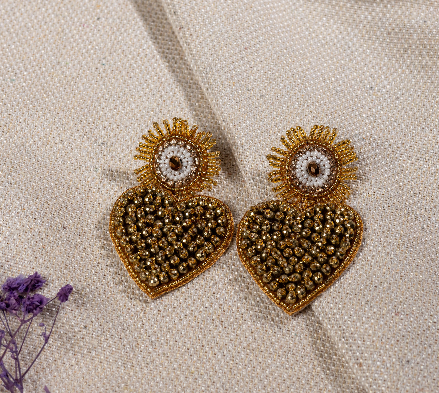GOLDEN HEART GUARDIAN EYE EARRING