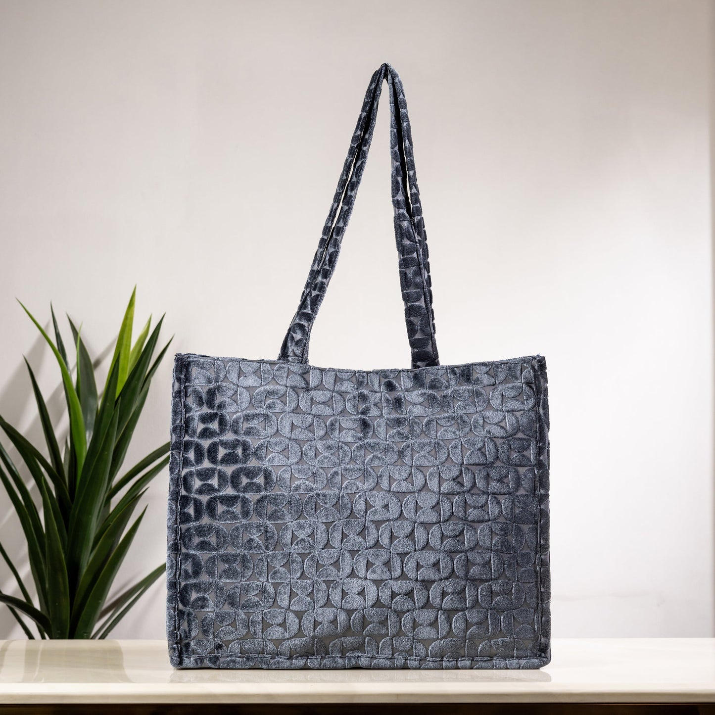 SMOKE TOTE BAG