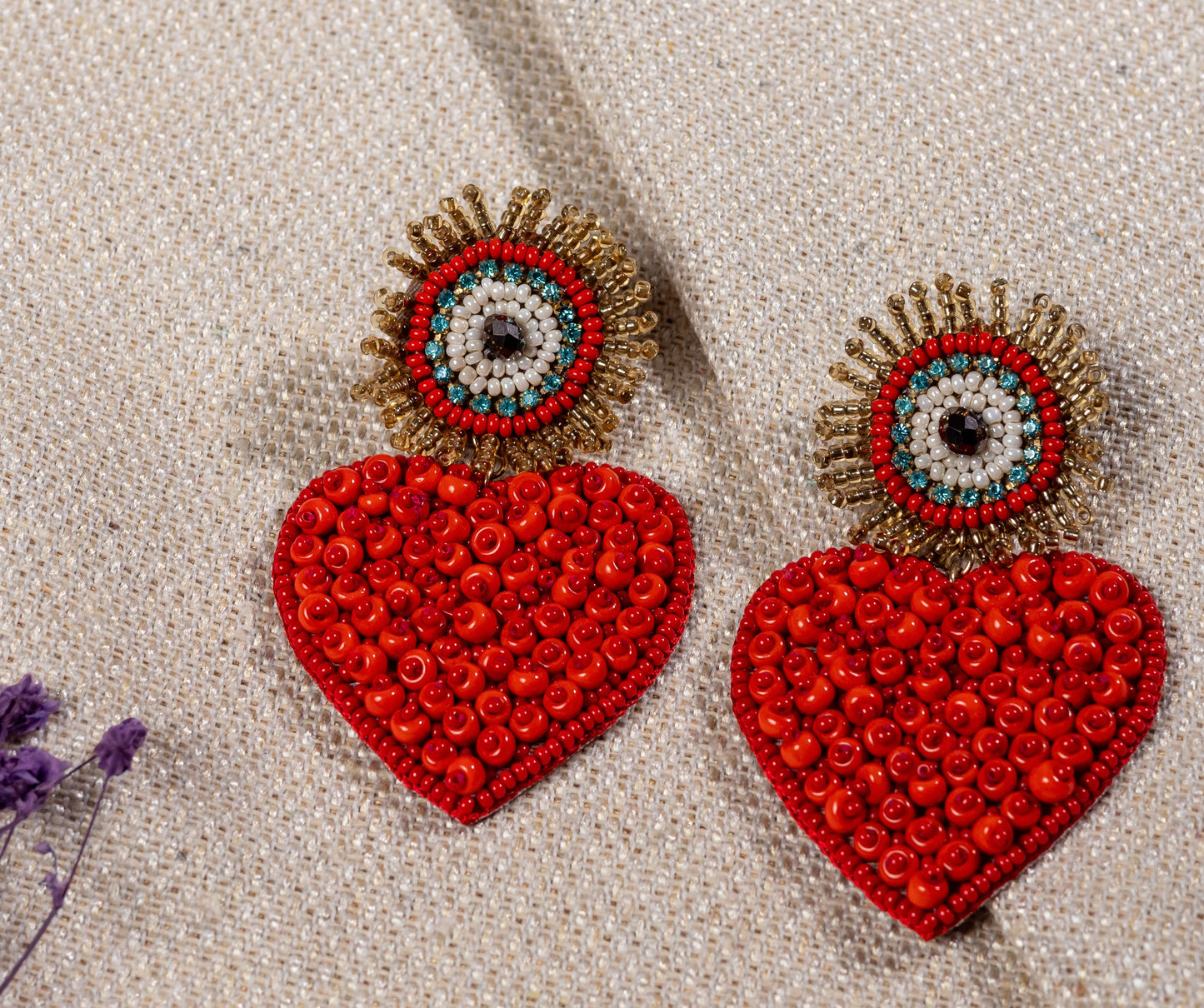 RED HEART GUARDIAN EYE EARRING
