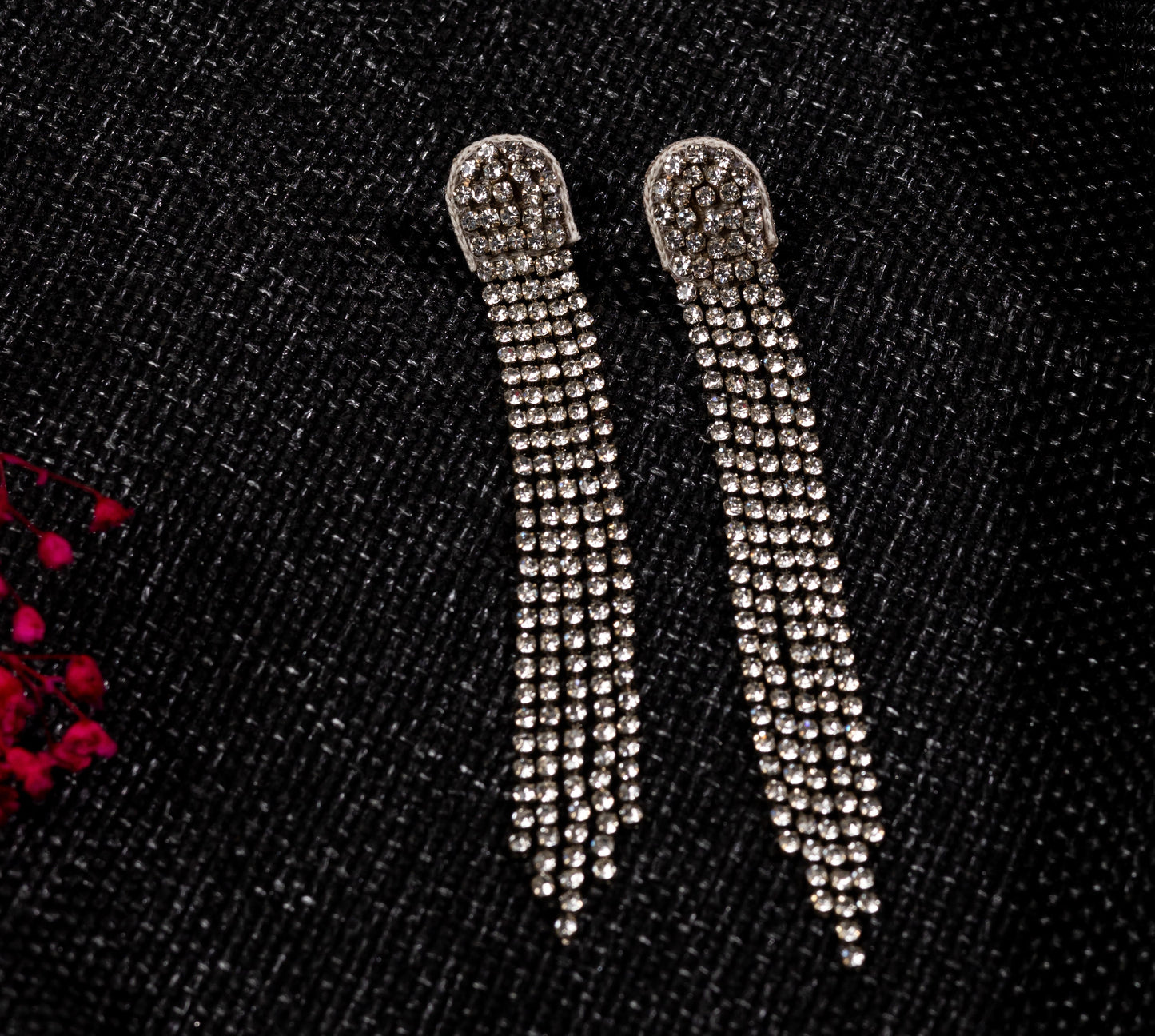 SILVER CHAIN SWING EARRING